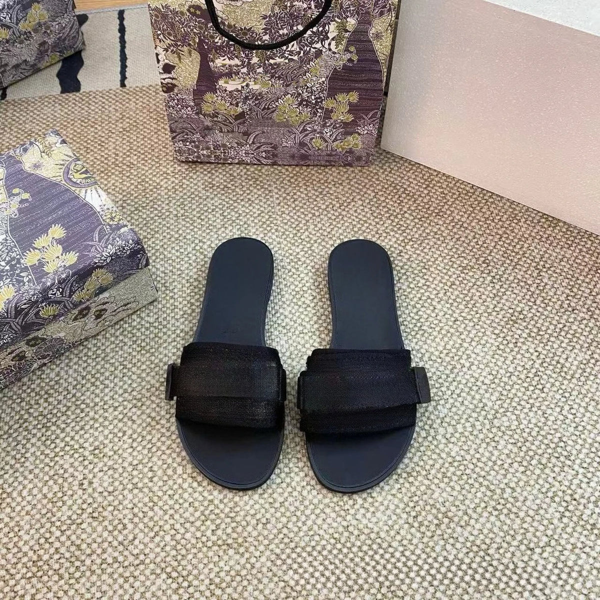 Womens Jacquard Embroidered Flat Slippers Single Strap Sandals