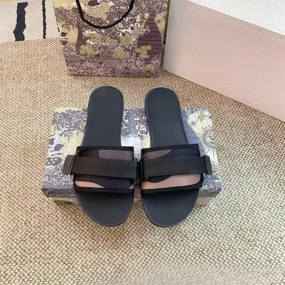 Womens Jacquard Embroidered Flat Slippers Single Strap Sandals